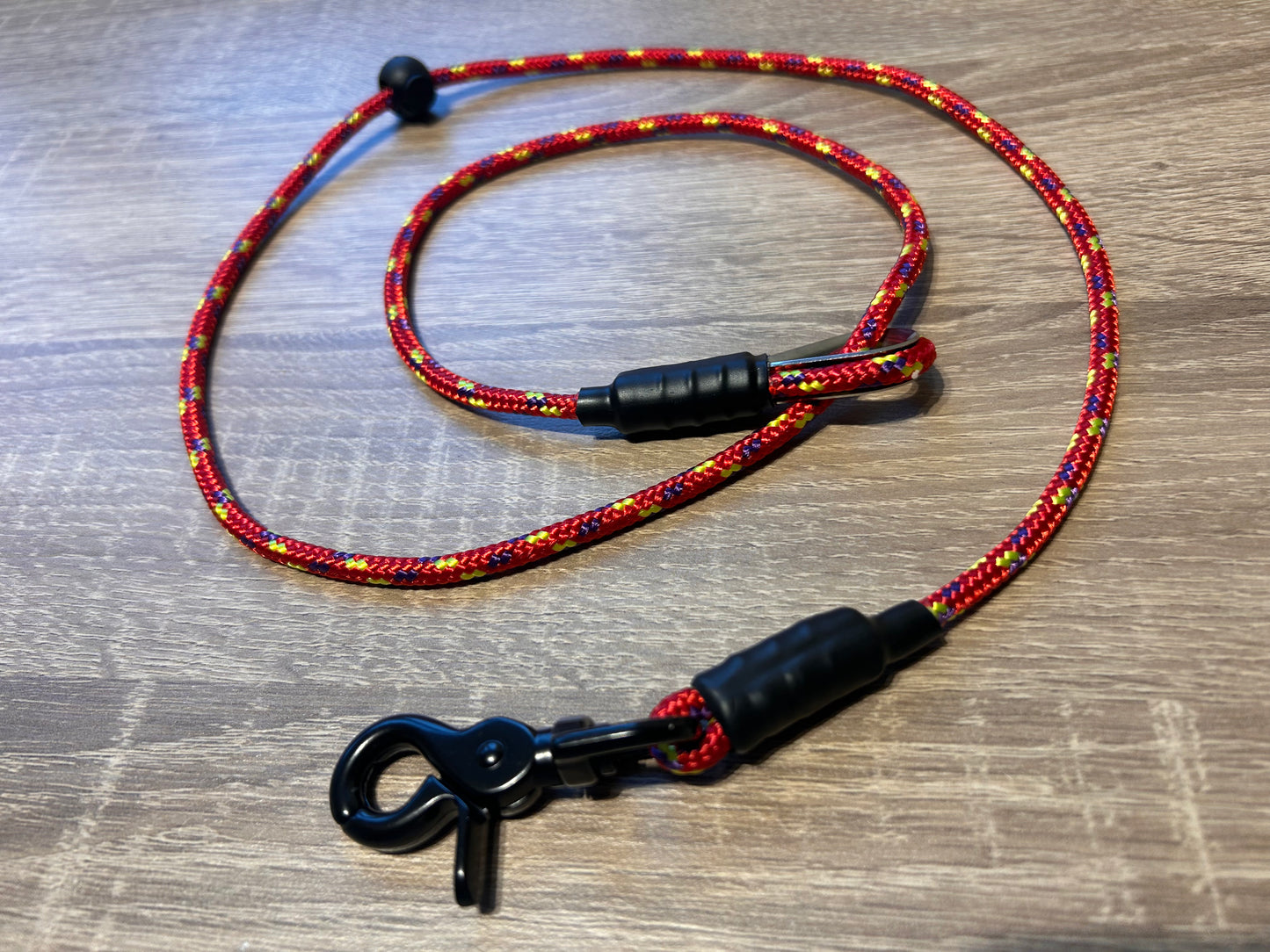 Hands Free Slip Lead￼